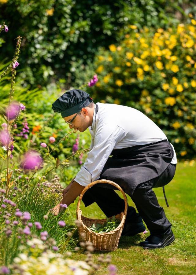 Fernhill House Hotel & Gardens Клонакилти Экстерьер фото